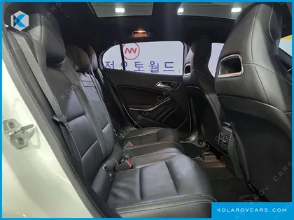 MERCEDES GLA-CLASS GLA220 PREMIUM