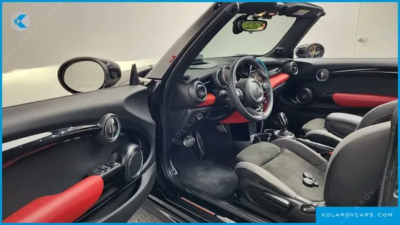 MINI COOPER CONVERTIBLE JCW