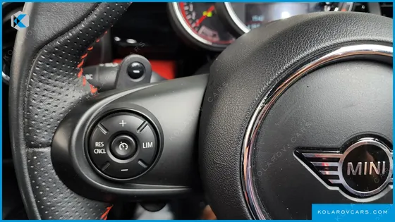 MINI COOPER CONVERTIBLE JCW
