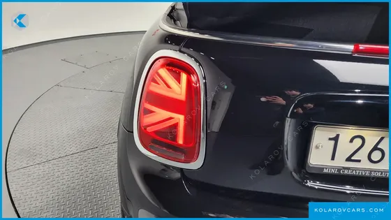 MINI COOPER CONVERTIBLE JCW