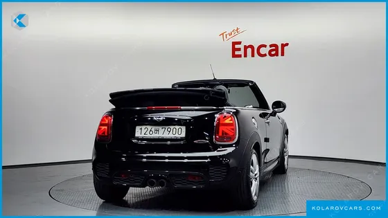 MINI COOPER CONVERTIBLE JCW