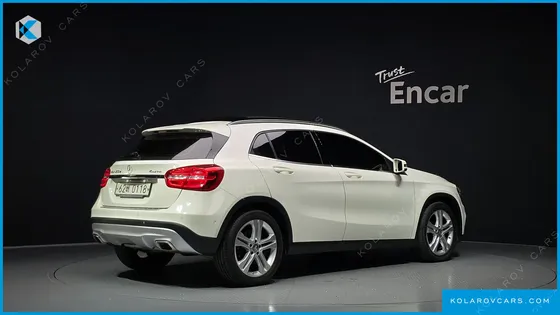 MERCEDES GLA-CLASS GLA200 D 4MATIC
