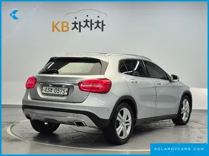 MERCEDES GLA-CLASS GLA200 D 4MATIC