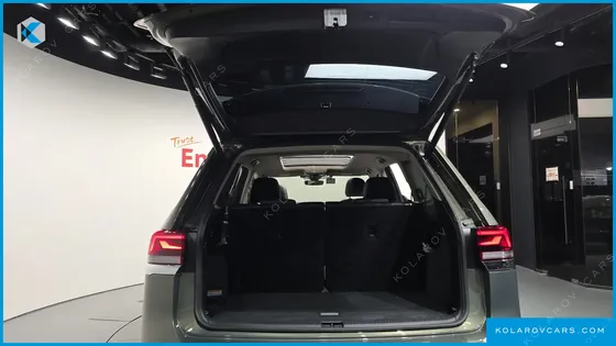 VOLKSWAGEN ATLAS 2.0 TSI R-LINE 6-SEATER