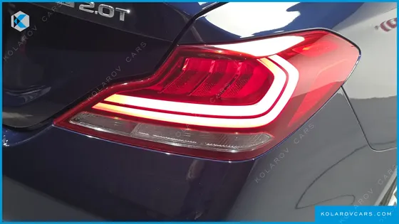 GENESIS G70 2.0T AWD