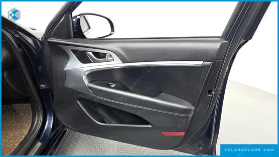 GENESIS G70 2.0T AWD