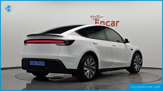 TESLA MODEL Y RWD
