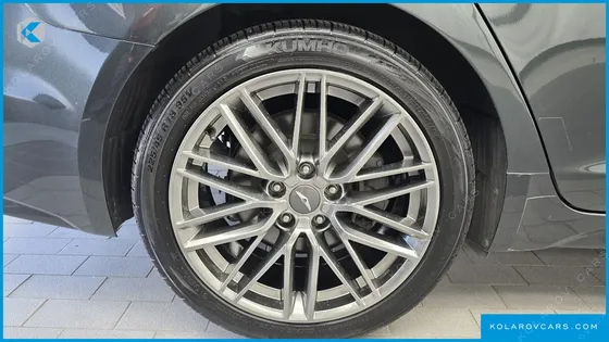 GENESIS G70 2.2D AWD