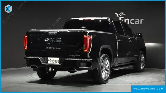 GMC SIERRA DENALI-X