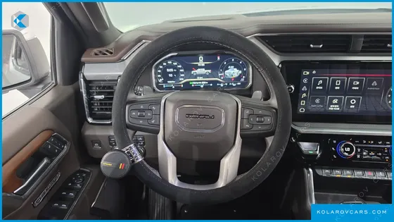 GMC SIERRA DENALI-X