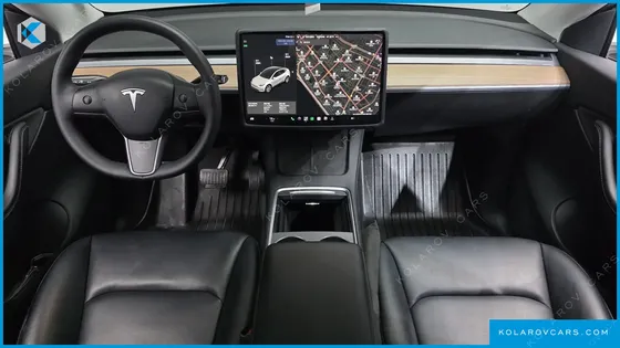 TESLA MODEL Y STANDARD RANGE RWD