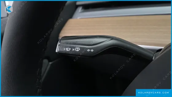 TESLA MODEL Y STANDARD RANGE RWD