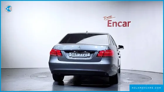 MERCEDES E-CLASS E300 ELEGANCE