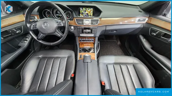 MERCEDES E-CLASS E300 ELEGANCE