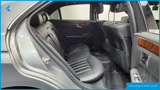 MERCEDES E-CLASS E300 ELEGANCE
