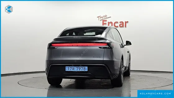 TESLA MODEL Y PREMIUM LONG RANGE AWD