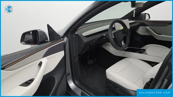 TESLA MODEL Y PREMIUM LONG RANGE AWD
