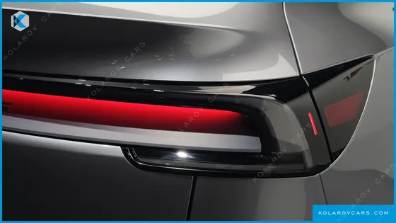 TESLA MODEL Y PREMIUM LONG RANGE AWD