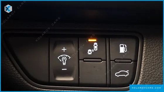 GENESIS G70 2.0T AWD