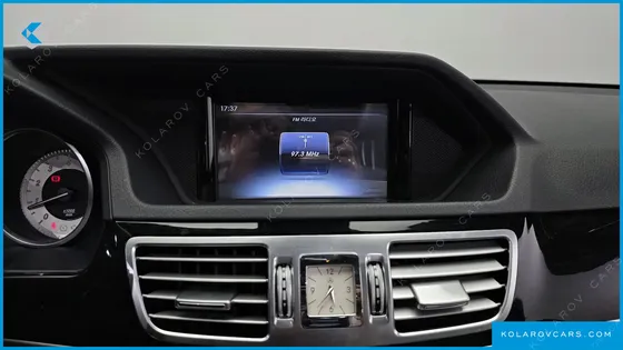 MERCEDES E-CLASS E200 AVANTGARDE