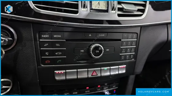 MERCEDES E-CLASS E200 AVANTGARDE