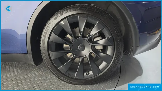 TESLA MODEL Y LONG RANGE AWD