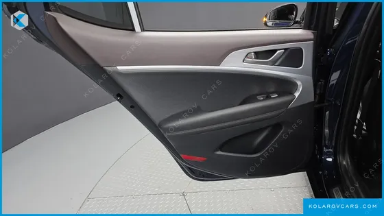 GENESIS G70 2.0T AWD