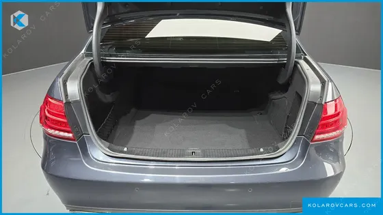 MERCEDES E-CLASS E300 4MATIC AVANTGARDE