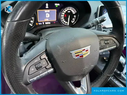 CADILLAC CT4 2.0 SPORT