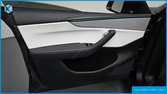 TESLA MODEL Y PREMIUM RWD