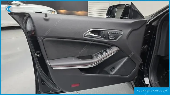 MERCEDES CLA-CLASS CLA220 AMG LINE