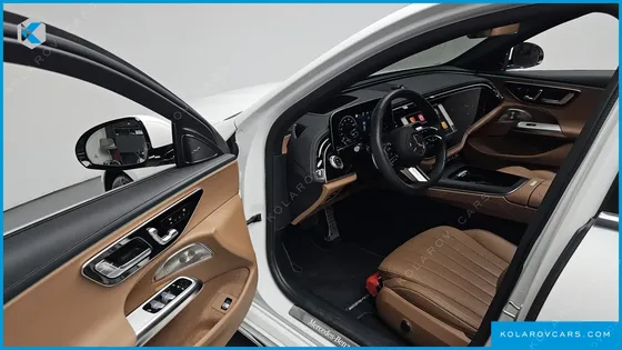 MERCEDES E-CLASS E300 4MATIC AMG LINE