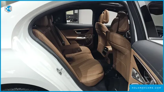 MERCEDES E-CLASS E300 4MATIC AMG LINE