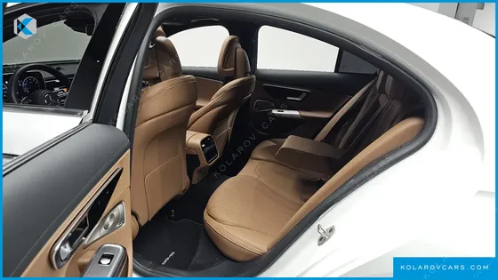 MERCEDES E-CLASS E300 4MATIC AMG LINE