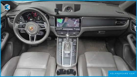 PORSCHE MACAN 2.0