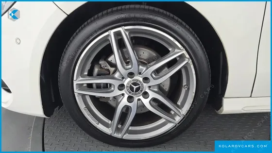MERCEDES CLA-CLASS CLA220 AMG LINE