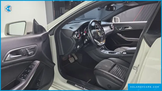 MERCEDES CLA-CLASS CLA220 AMG LINE