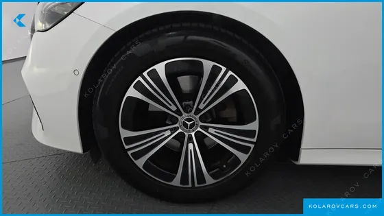 MERCEDES E-CLASS E200 AVANTGARDE
