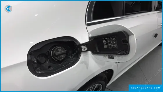 MERCEDES E-CLASS E200 AVANTGARDE