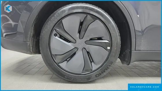 TESLA MODEL Y PREMIUM LONG RANGE AWD