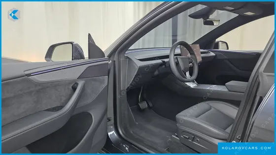TESLA MODEL Y PREMIUM LONG RANGE AWD