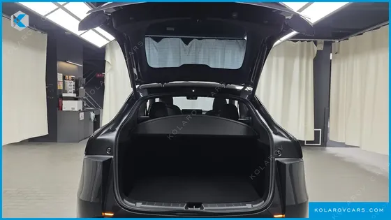 TESLA MODEL Y PREMIUM LONG RANGE AWD