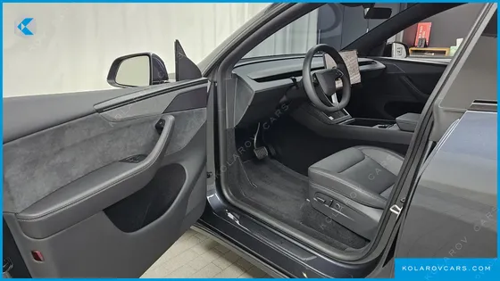 TESLA MODEL Y PREMIUM LONG RANGE AWD