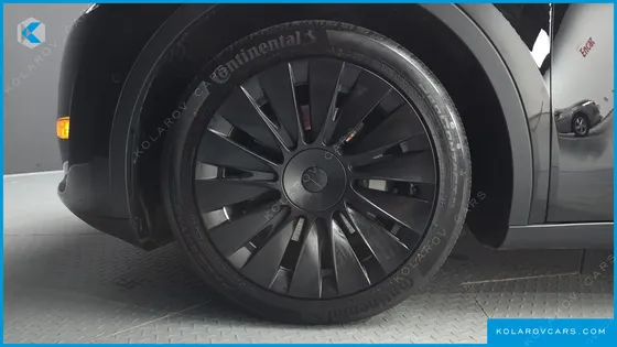 TESLA MODEL Y LONG RANGE AWD