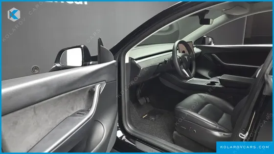 TESLA MODEL Y LONG RANGE AWD
