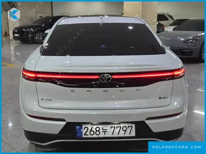 TOYOTA CROWN 2.5 4WD HYBRID