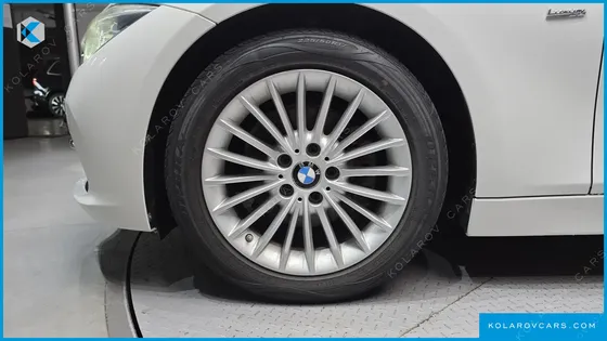 BMW 3 SERIES 320I LUXURY
