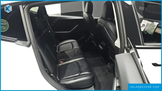 TESLA MODEL Y STANDARD RANGE RWD
