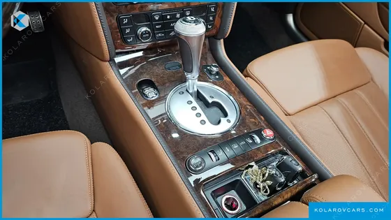 BENTLEY FLYING SPUR 6.0