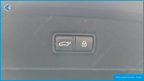 GENESIS EQ900 3.8 GDI AWD